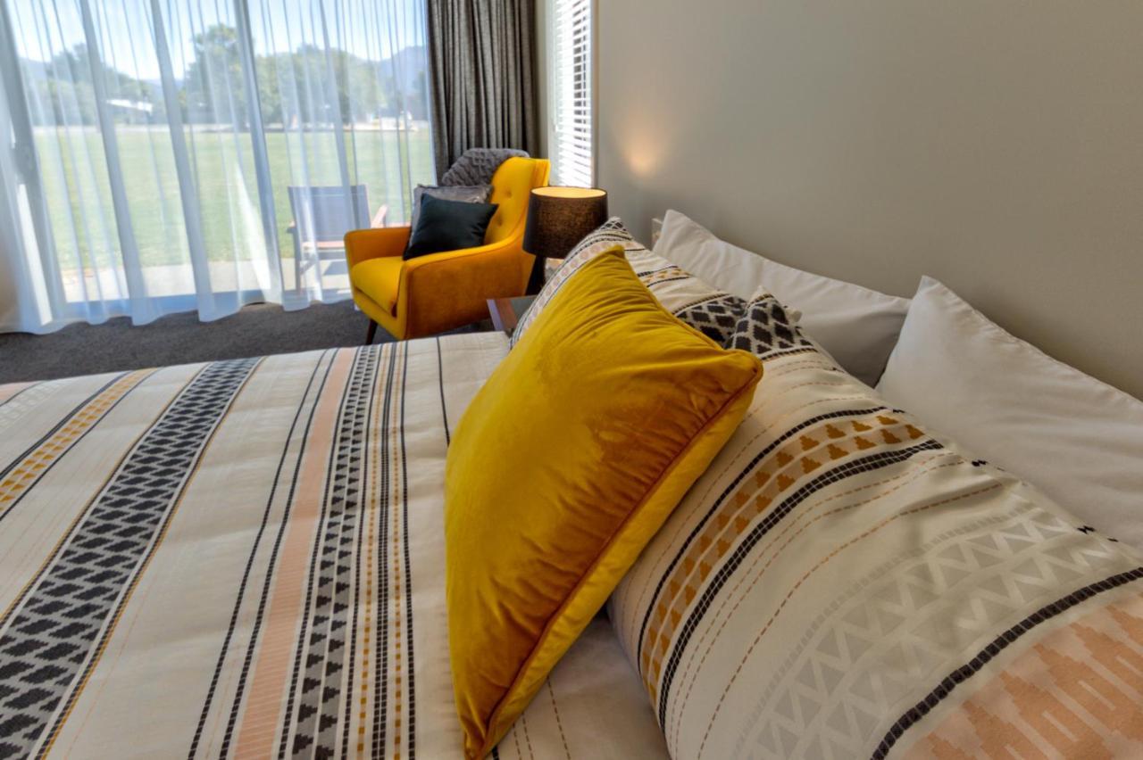 Motel Annies On Milford Te Anau Esterno foto