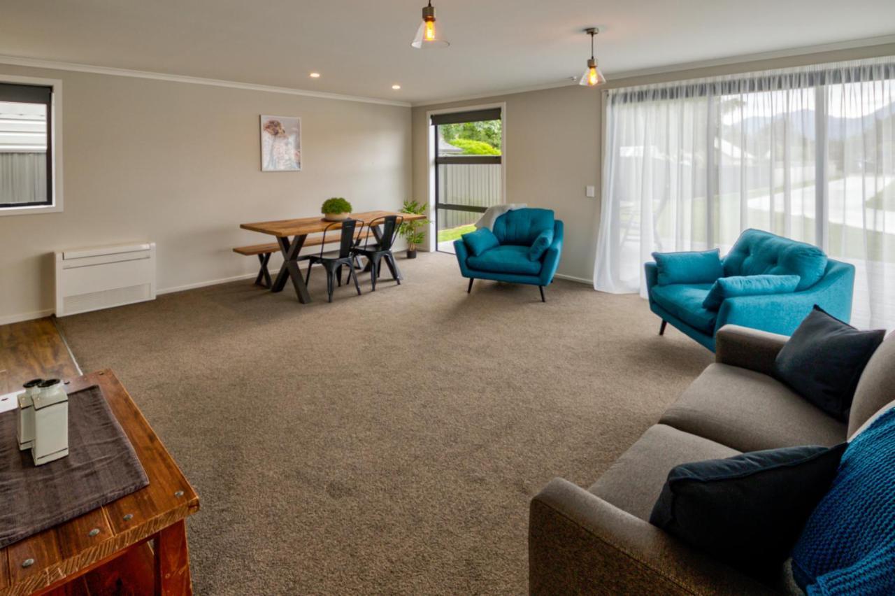 Motel Annies On Milford Te Anau Esterno foto