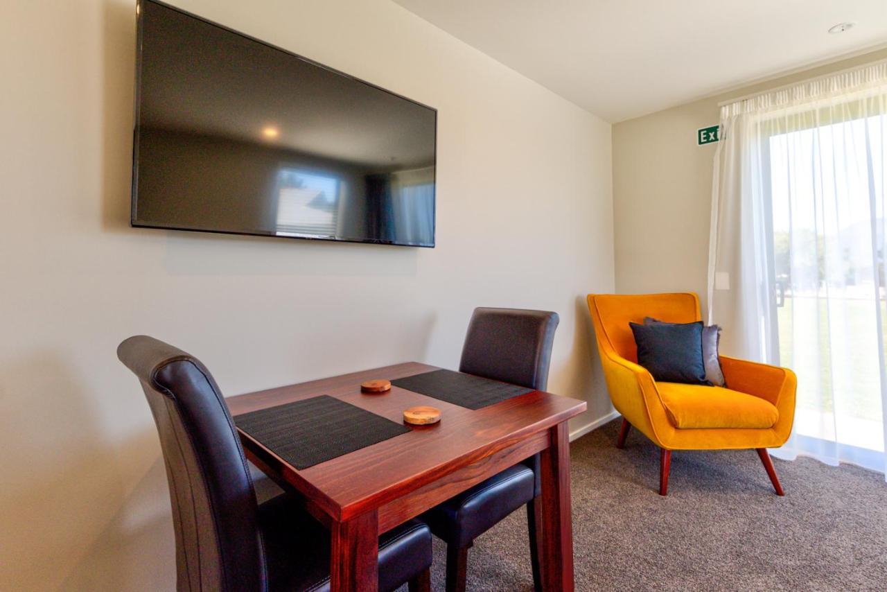 Motel Annies On Milford Te Anau Esterno foto