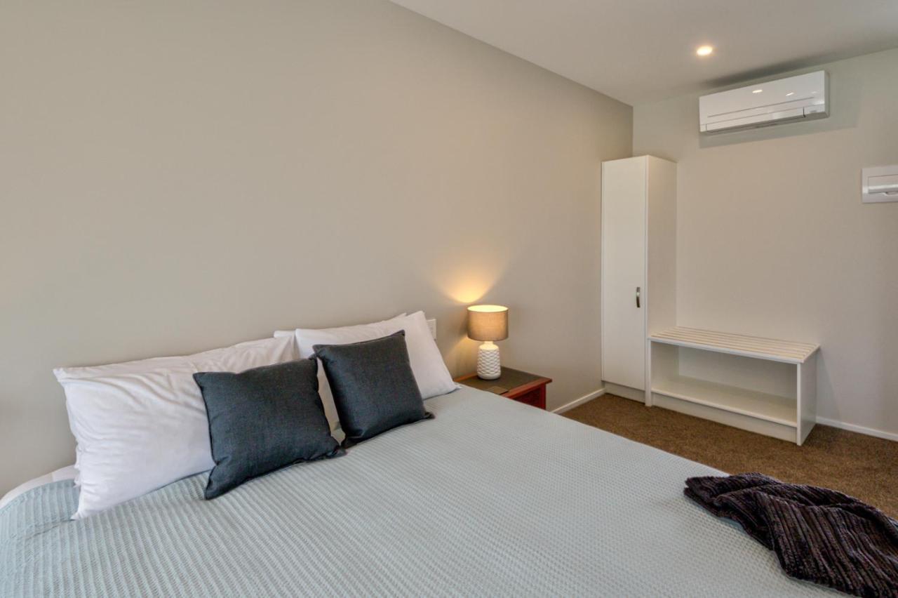 Motel Annies On Milford Te Anau Esterno foto
